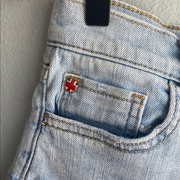 Hudson Women's Light Blue Denim Shorts - Picture 3 of 8